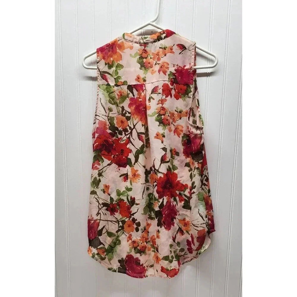 Ultra Flirt Sleeveless Floral Sheer Shirt - Picture 6 of 10